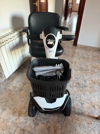 Scooter eléctrica 4 ruedas