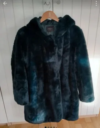 Abrigo pelo sintético
