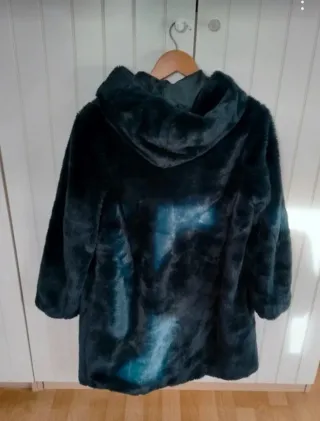 Abrigo pelo sintético