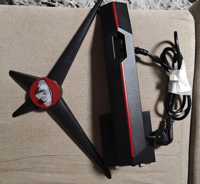 Monitor Curvo Gaming AOC C24G2U 24