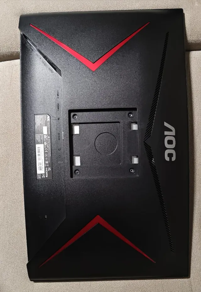 Monitor Curvo Gaming AOC C24G2U 24