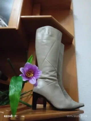 Botas altas   37