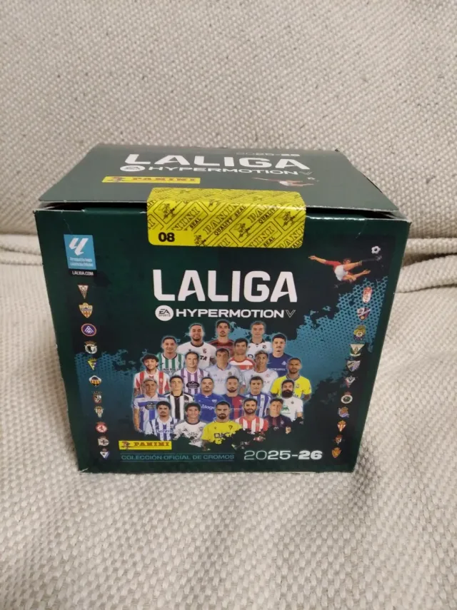 Caja de Cromos LaLiga Hypermotion V 2025-26