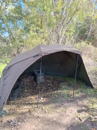 Oval/Biwy de Carpfishing con Avance Fox Brolly