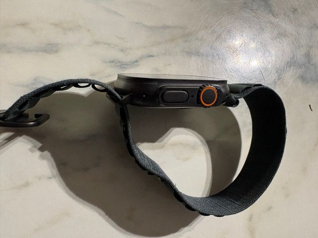 Apple Watch Ultra 2 Grigio/Verde