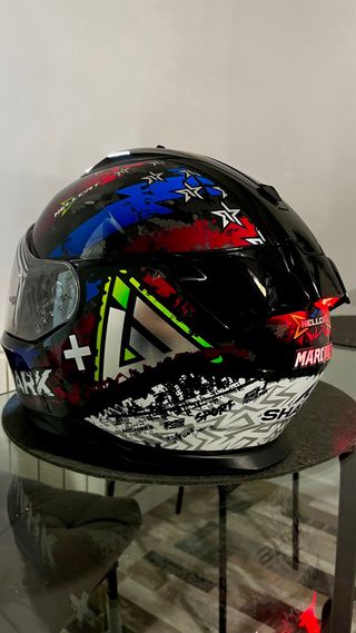 Casco de moto Shark Hellcat edición especial LED