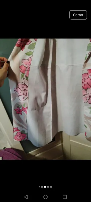 Chaqueta larga floral rosa