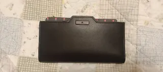 Cartera-billetera negra, Paco Martínez