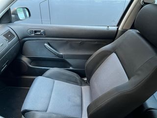 Volkswagen Golf 2003