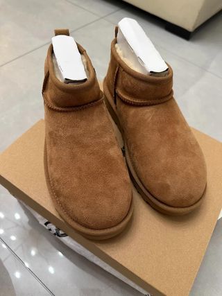 Botas UGG Talla 39 Marrón