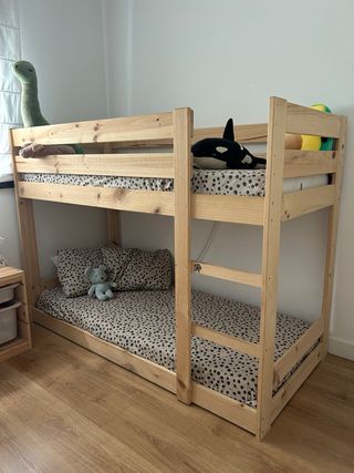 Litera Montessori con colchones