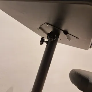 Mesa auxiliar y taburete estetica/tatuaje