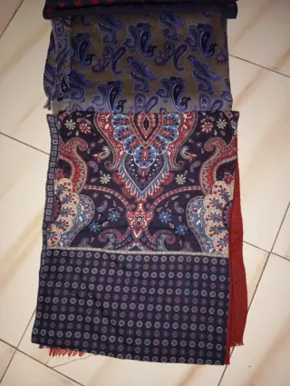 Sciarpe al collo uomo paisley