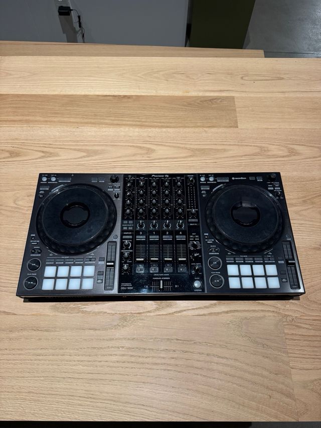 Controladora DJ Pioneer DDJ-1000