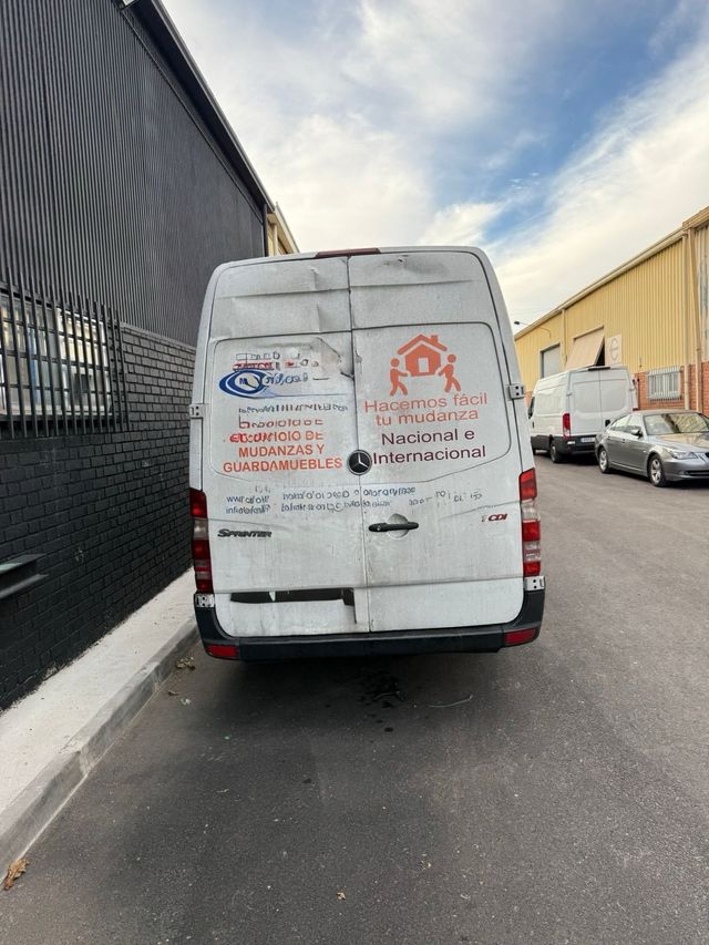 Vendo FURGONETA MERCEDES SPRINTER