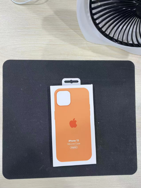 Custodia iPhone 15 Apple Arancia Sorbetto