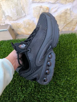 Zapatillas Nike DN Hombre Negras