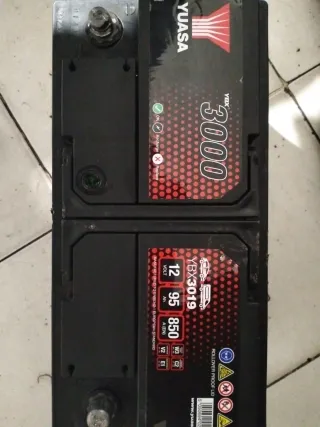 Batería Camión Yuasa YBX3019 95Ah 850A