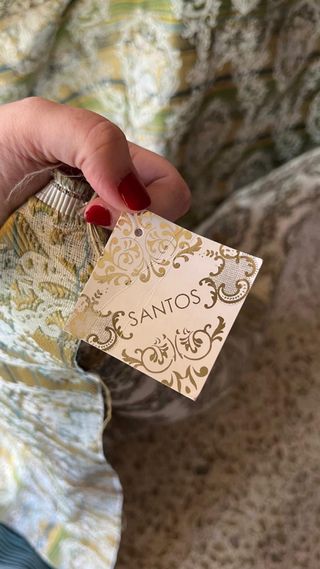 Tessuto per abito di fallera beige e multicolore