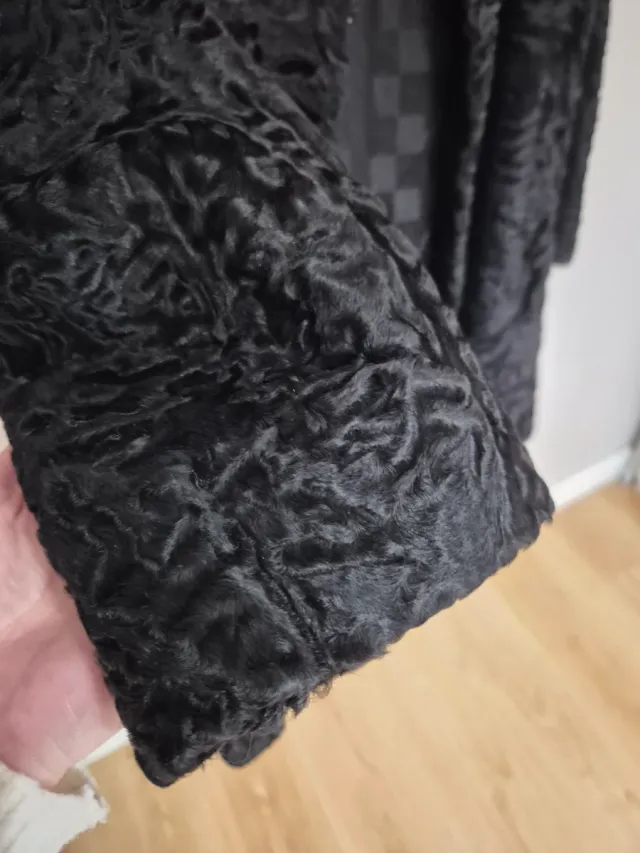 Abrigo Piel Astrakan Negro