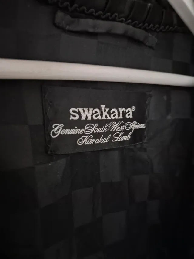 Abrigo Piel Astrakan Negro