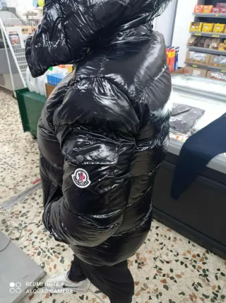 Chaqueta DSQUARED2 Negra con Logo Rojo