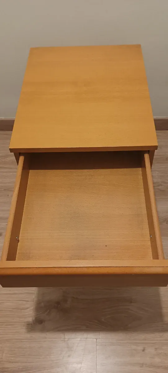 Cajonera de escritorio con ruedas - Mudanza