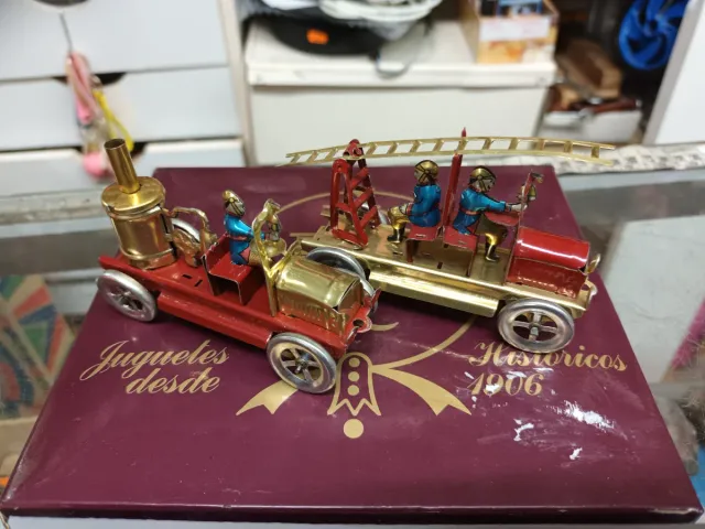 2 Coches Bomberos Hojalata Paya