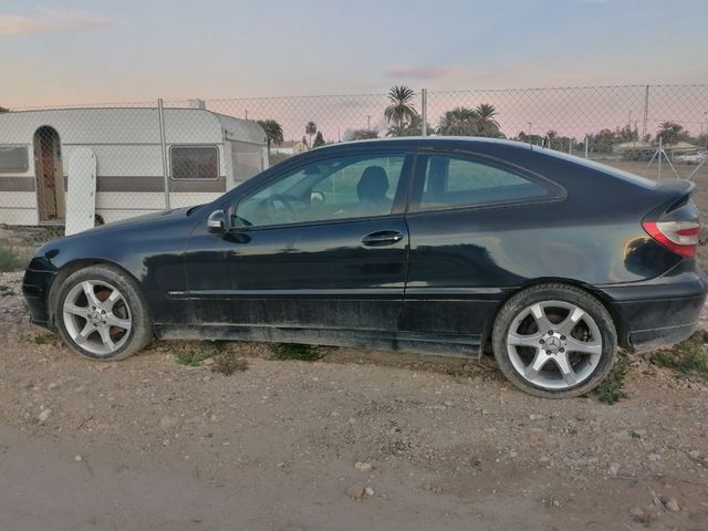 Mercedes-Benz c220 sport coupe 2007