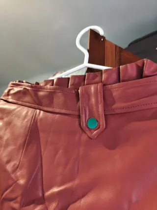 Minifalda Zara Marrón Talla M