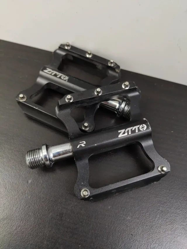 Pedales Bicicleta Carretera Aluminio ZTTO Negros