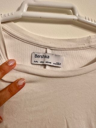 Camiseta manga larga Bershka blanca Talla L