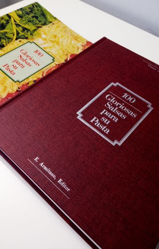 Libro, 100 Gloriosas salsas para sus pastas. 1959