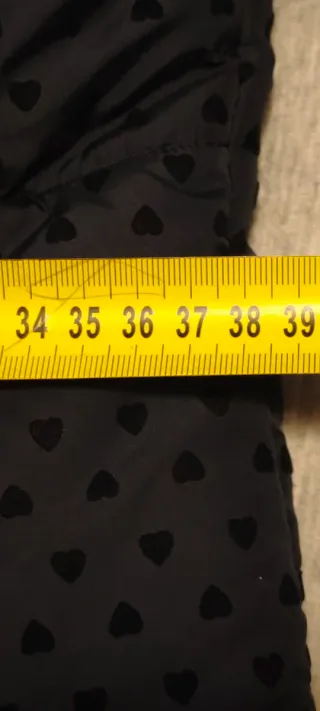 Cazadora azul con corazones