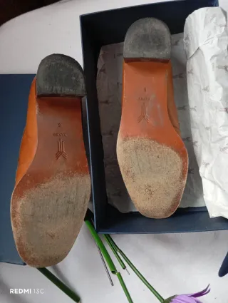 Zapatos cómodos de piel marrón talla 37