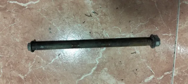 Eje basculante Suzuki LTZ 400