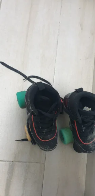 Patines 4 ruedas talla 30
