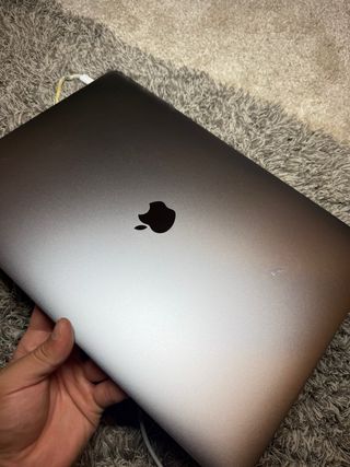 MacBook Pro 15” Gris Espacial