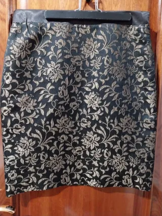 Falda Roberto Verino Seda 100% Negra y Dorada