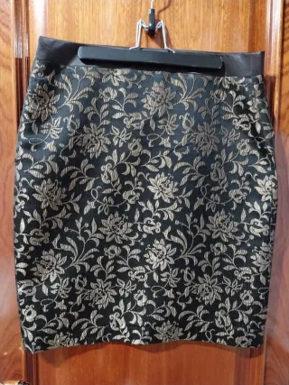 Falda Roberto Verino Seda 100% Negra y Dorada