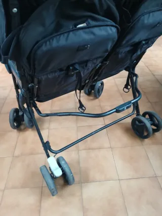 Carro gemelar Joie negro