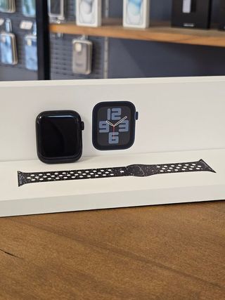 APPLE WATCH SE 2ª GEN. 44MM GPS NERO BATTERIA 100%