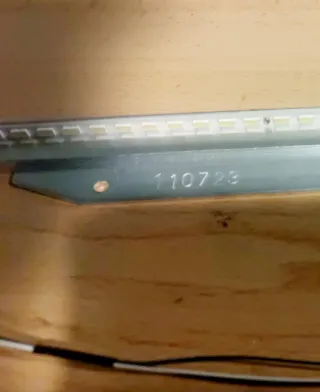 TV Haier 32 tira led