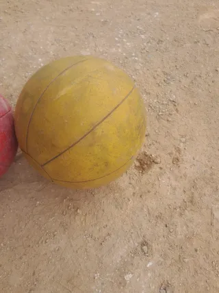 Palloni medicinali rossi