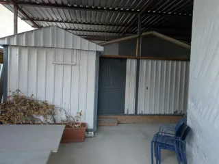 Caseta prefabricada metálica exterior