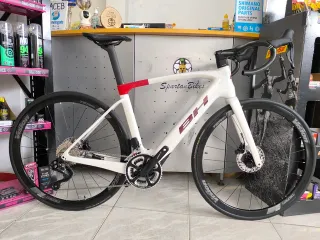 BH IRS1 1.5 E-BIKE CARRETERA