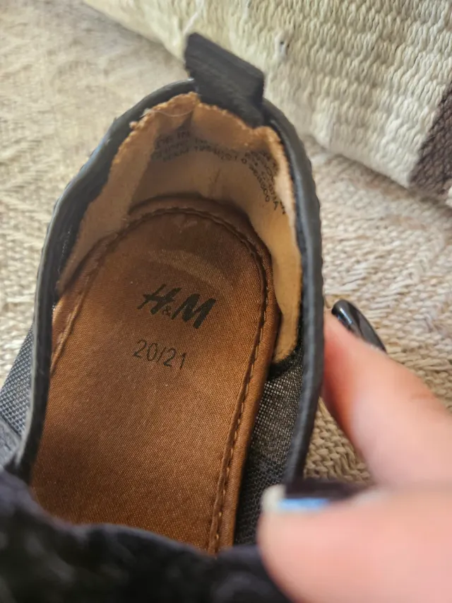 Merceditas bebé lazo negro H&M