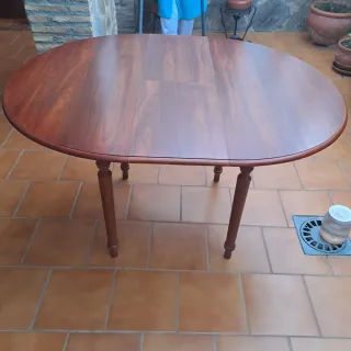 Mesa comedor redonda extensible madera