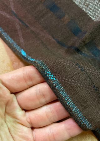 Sciarpa in seta marrone