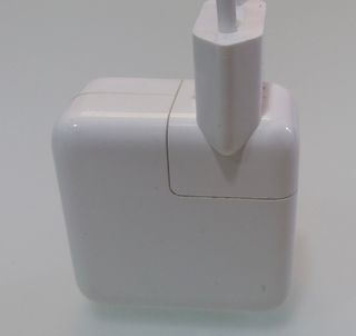 Cargador Apple 30W USB-C iPad, iPhone, MacBook Air